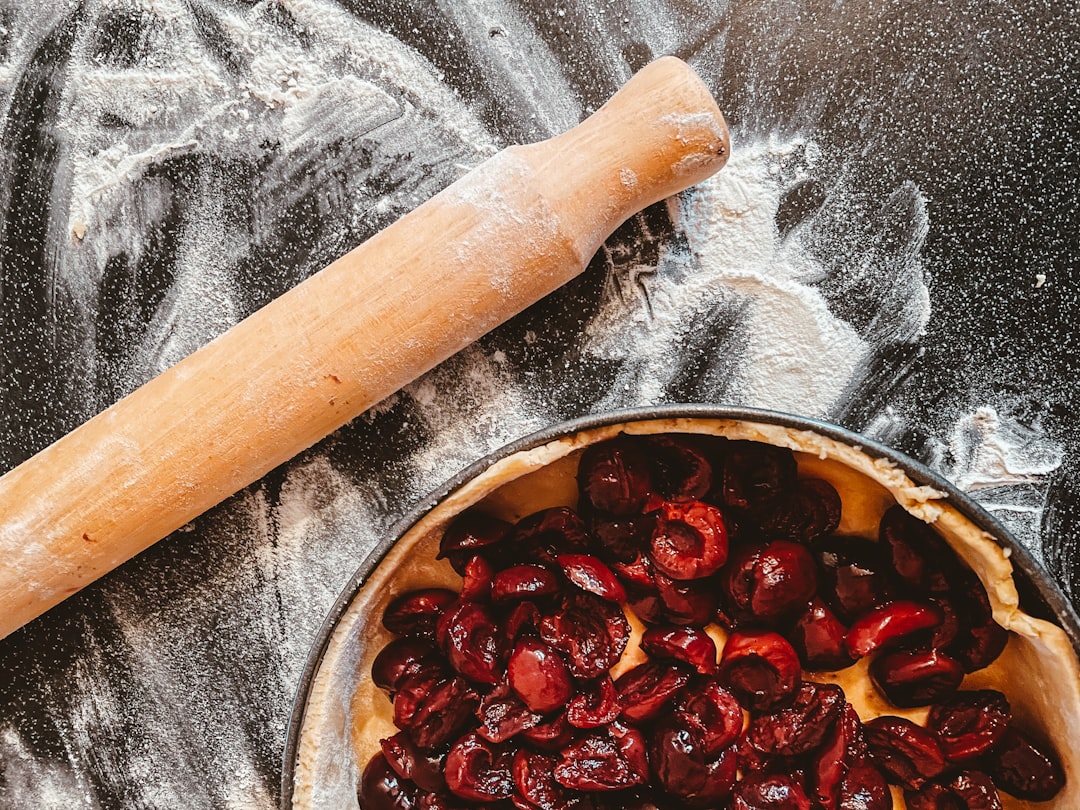 Mastering Cake Decorating with an Offset Spatula